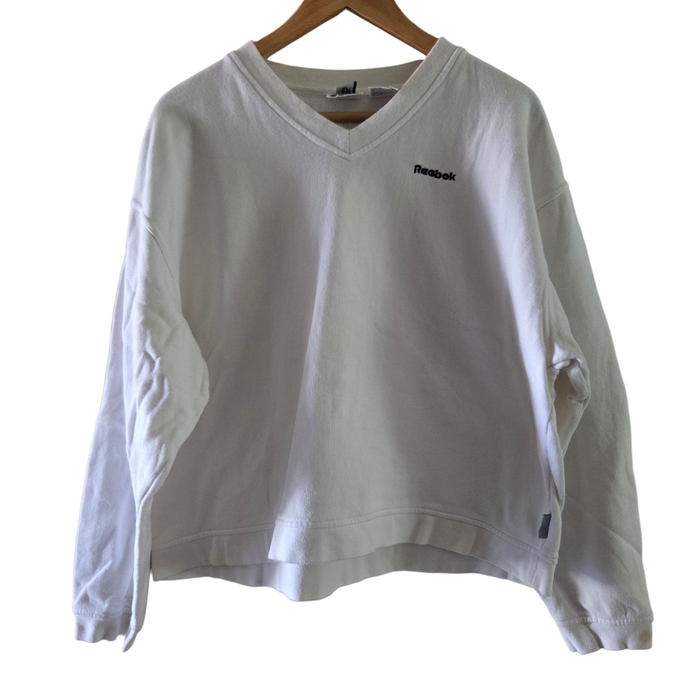Vintage Y2K Reebok Men’s V-Neck Distressed Oversized Cropped White Sweatshirt